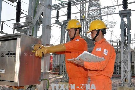 Hà Nội chống quá tải điện tại những khu vực trung tâm ngày nóng ran