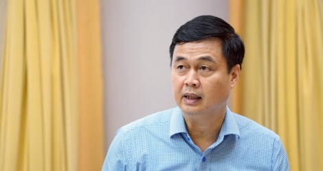 Làm đúng sẽ hạn chế được việc khen sai như tình huống việt phái nam Á