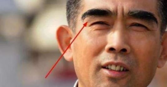 Sau 30 tuổi, tóc ở phần này đột nhiên dài ra là dấu hiệu của tuổi thọ