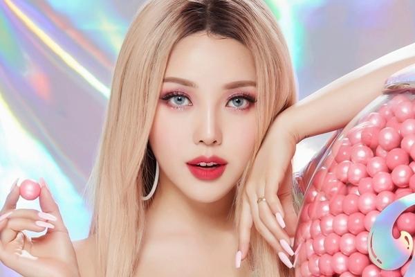 KOLs ở Hàn Quốc bị ghét vì chỉ cần xinh xinh là kiếm được ko ít tiền