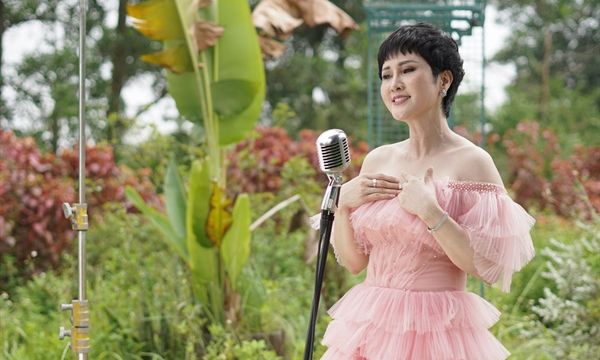 Âm nhạc là bệ phóng giúp tôi thành công hơn