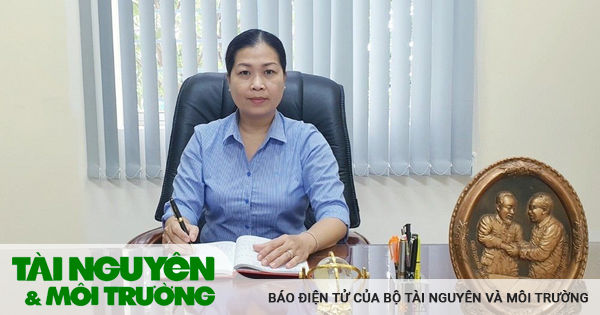 hàng ngũ viên chức tận tình, tận tình vì