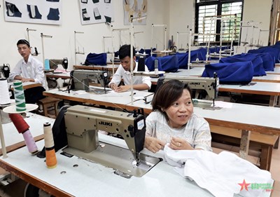 Làng hữu nghị việt phái mạnh phái mạnh