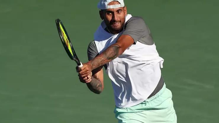 Kyrgios nhanh chóng chóng giành vé vào tứ kết Rogers Cup