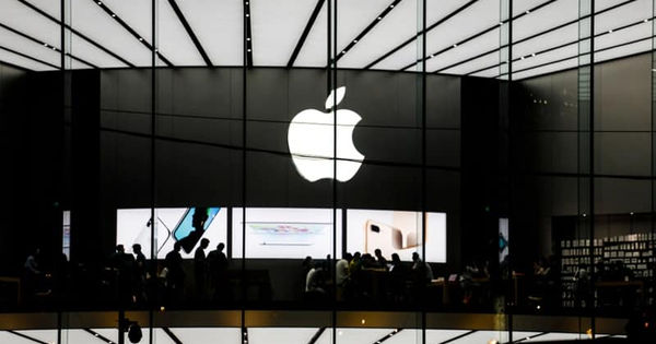 Lần trước tiên việt nam giới nam giới được sắm sinh sản Apple Watch và MacBook