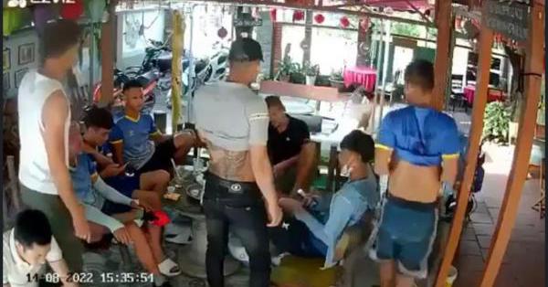 mang phải là phòng vệ chính đáng ko?