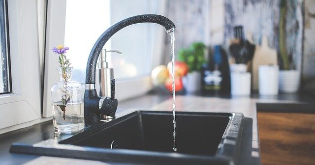 Cách sắp xếp bếp cần lưu ý điều này để tránh hao tài, tán lộc
