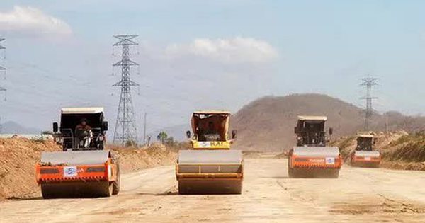 Xử lý sự cố cho nhà thầu liên lạc trong thời kỳ bão giá