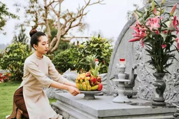 Nên làm dòng gi và ko nên làm dòng gi trong ngày Rằm tháng 7 âm lịch?  vì sao?