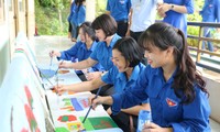 Thanh niên Lạng Sơn tham gia các công trình bảo vệ môi trường trên quê hương - Ảnh: Duy Chiến 