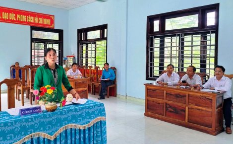 HĐND huyện A Lưới chủ trì buổi tiếp công dân định kỳ tại xã Hồng Thủy