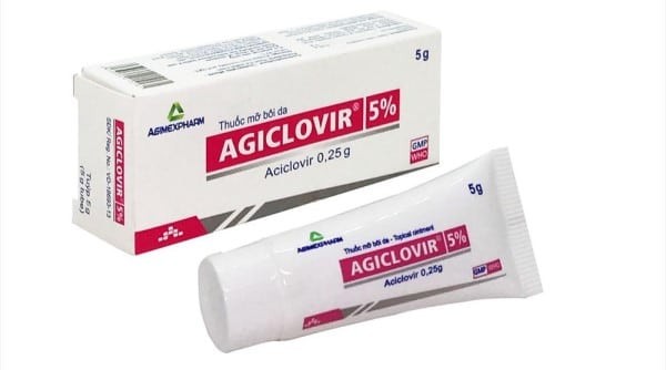 Agiclovir 5% Agimexpharm là thuốc điều trị nhiễm vi rút Herpes simplex, bệnh zona và bệnh thủy đậu.