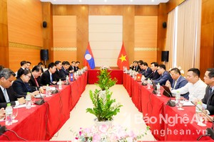 Tăng cường hợp tác giữa Văn phòng Chính phủ Việt Nam và Văn phòng Thủ tướng Lào