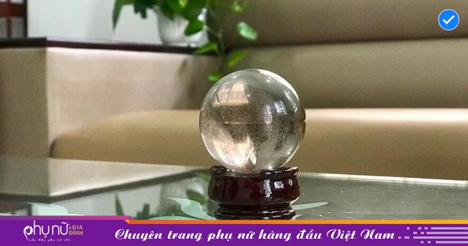 Hút tài lộc, gặp nhiều màu đỏ may mắn, công việc “thăng quan tiến chức” với 5 vật phẩm phong thủy đặt bên trên bàn làm việc