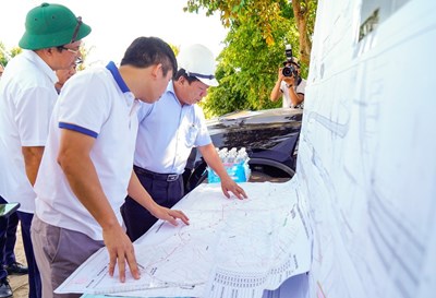 Lãnh đạo TP Hải Phòng kiểm tra công việc phóng thích mặt bởi xây dựng dự án