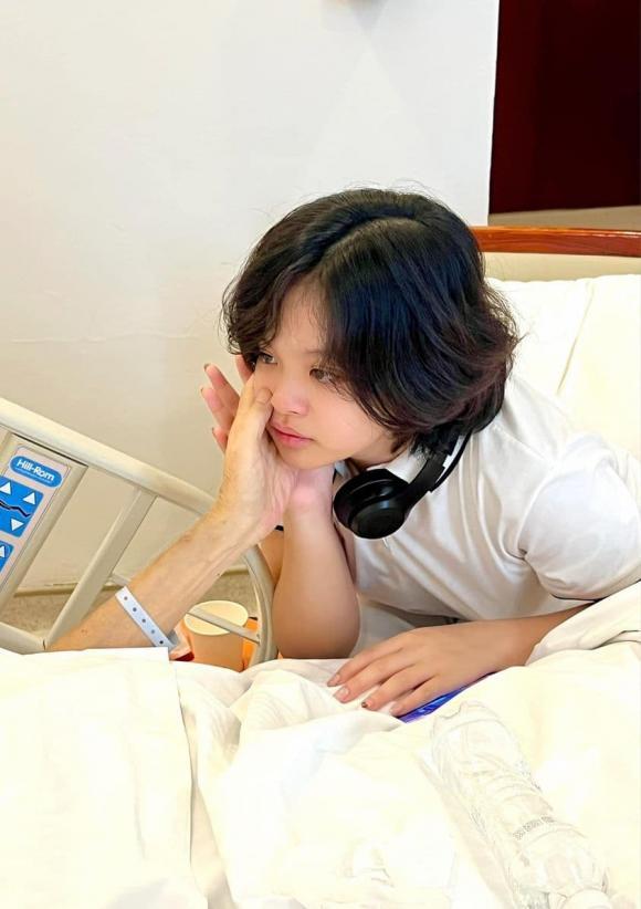 Bố của cựu người mẫu Thúy Hằng - Thúy Hạnh qua đời, hàng loạt sao Việt đến chia buồn -7