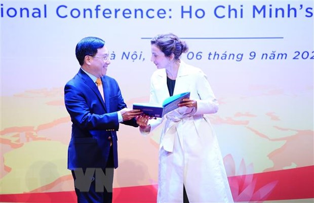 Lễ kỷ niệm 35 năm UNESCO công bố vinh danh Chủ tịch Hồ Chí Minh 3