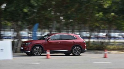 VinFast đang mạnh mẽ và uy lực vươn ra toàn thế giới